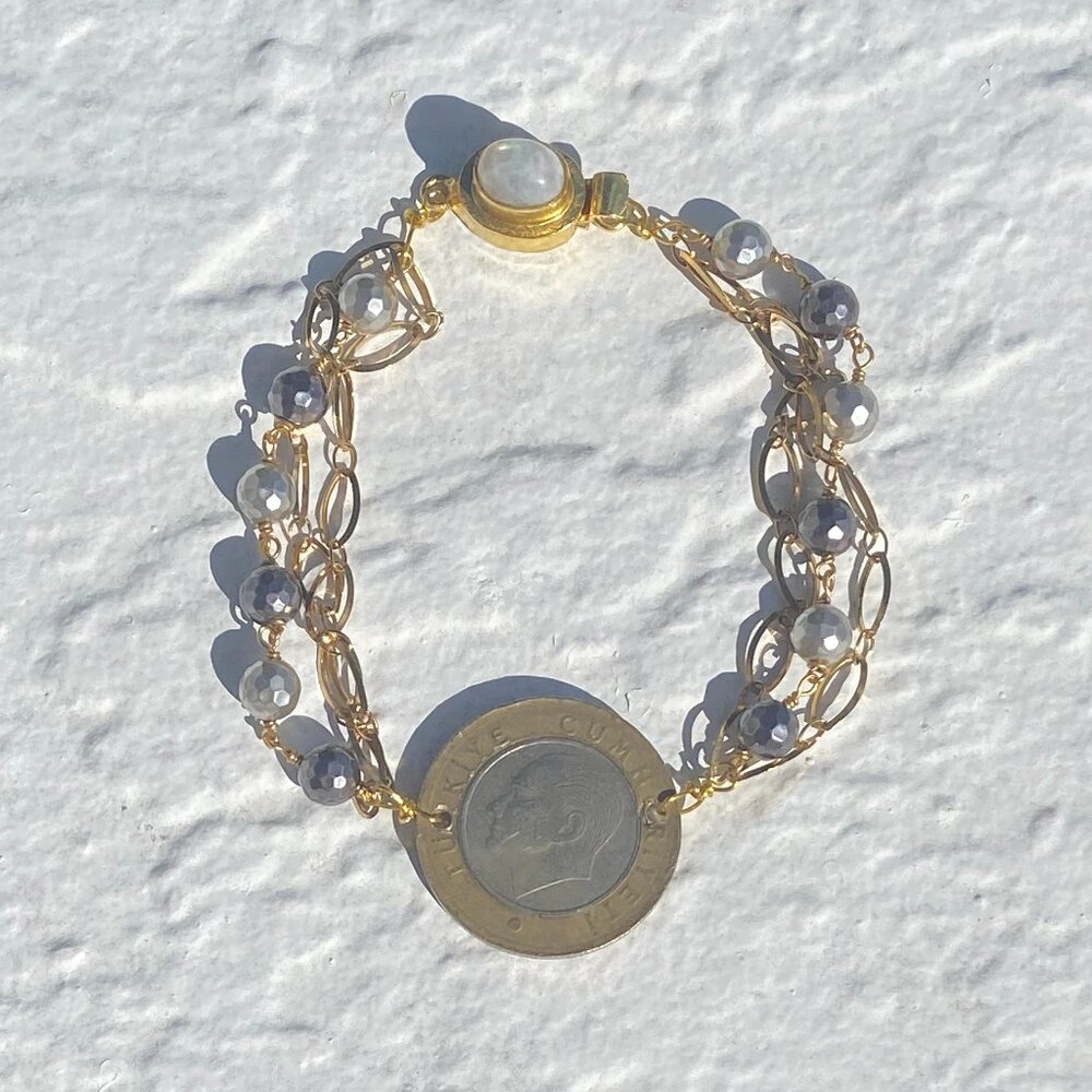 NWT Turkish Lira bracelet with pyrite and moonstone